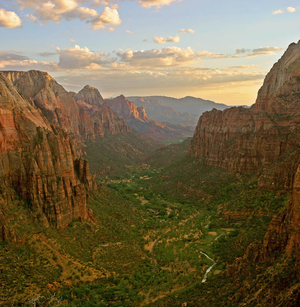 Places to See in Utah logo